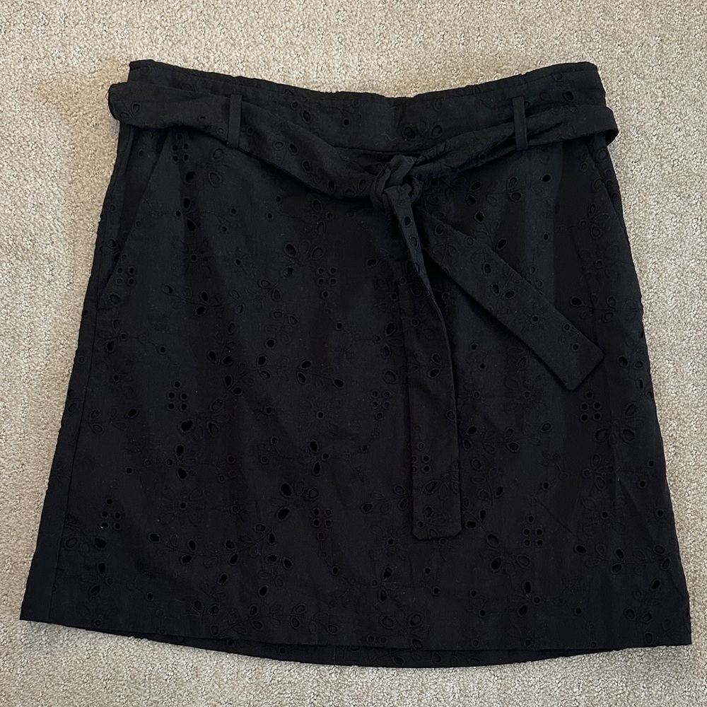 Ann Taylor - Black Floral Skirt with Belt